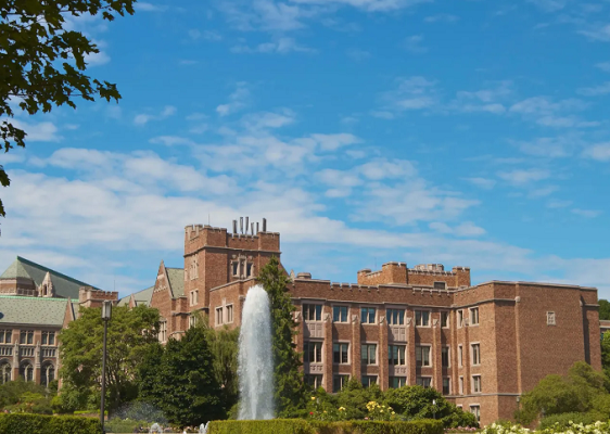 卧龙岗大学金融管理考试辅导